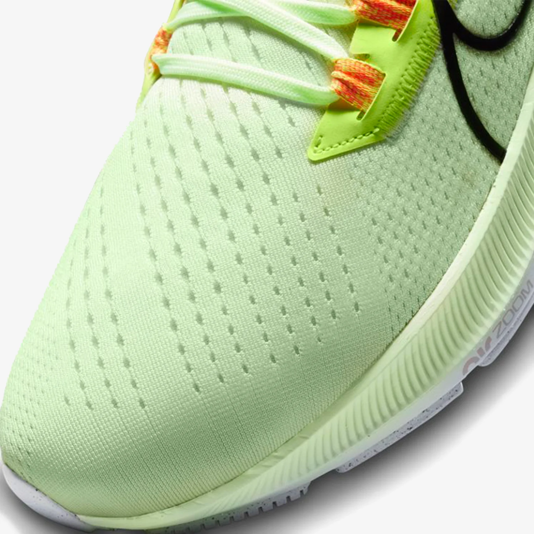 NIKE AIR ZOOM PEGASUS 38 - Image 4