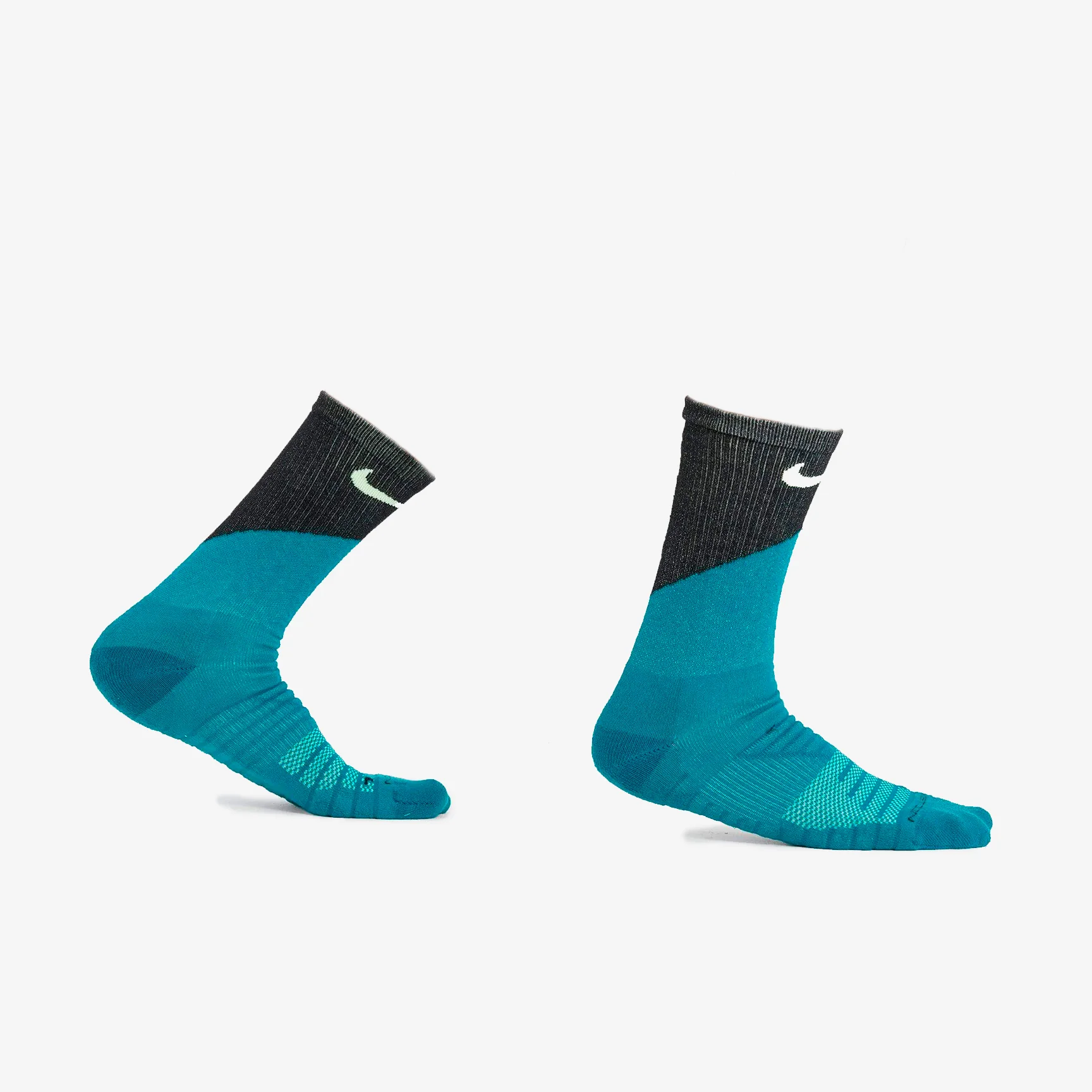 NIKE EVERYDAY MAX METCON CUSHIONED SOCKS - Image 2