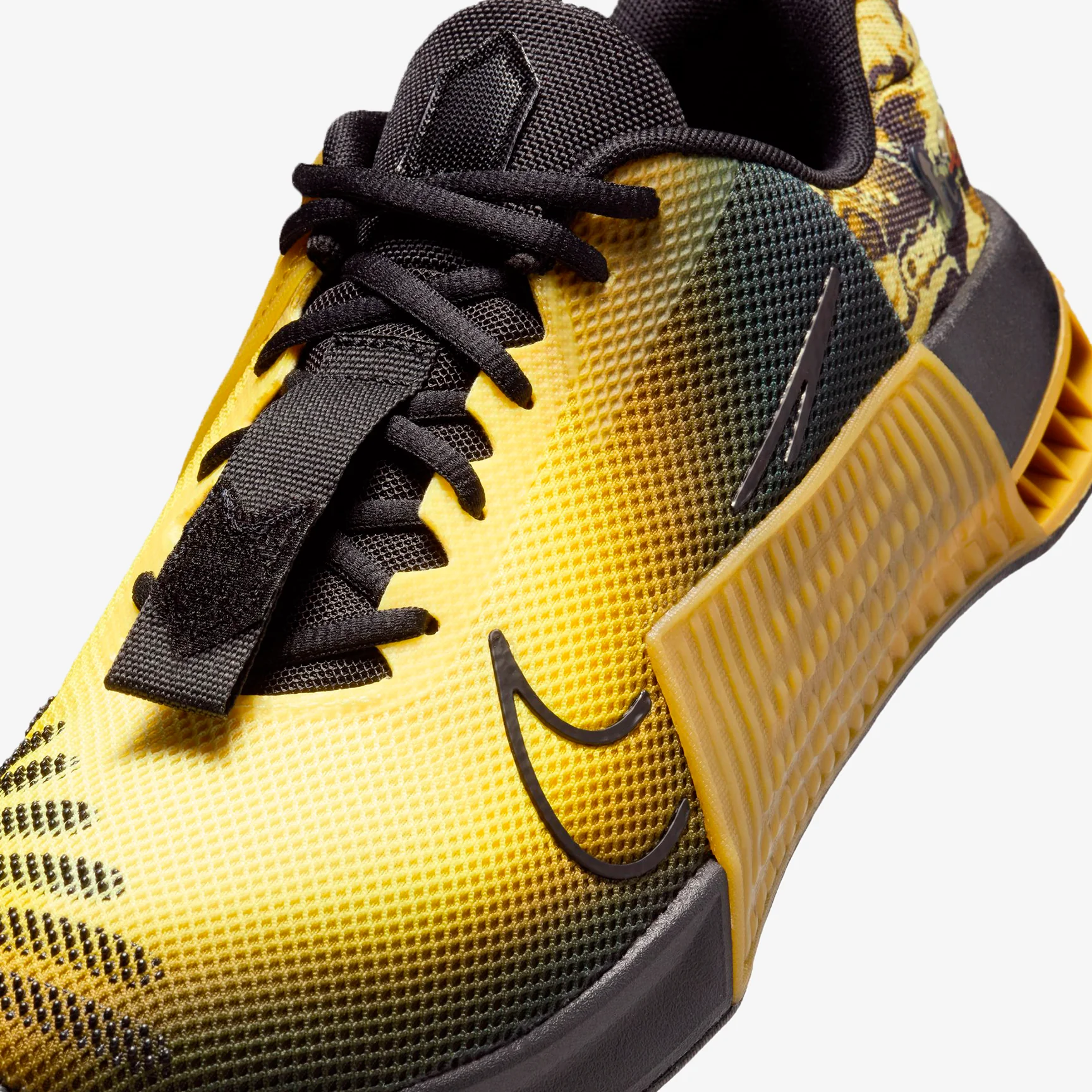 NIKE METCON 9 AMP - Image 8