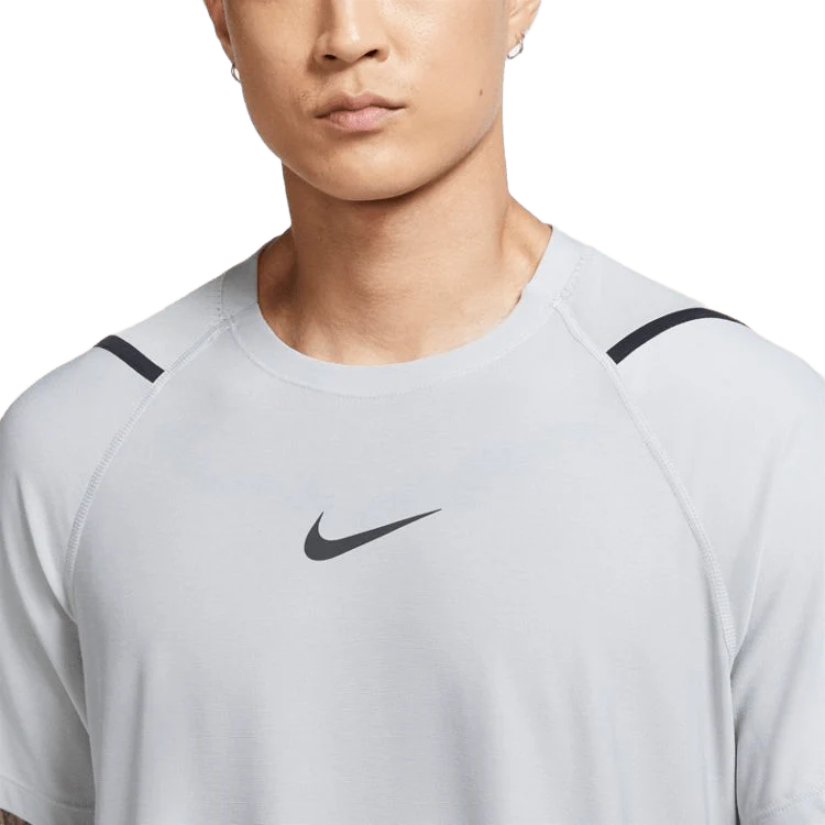 NIKE PRO T-SHIRT - Image 3