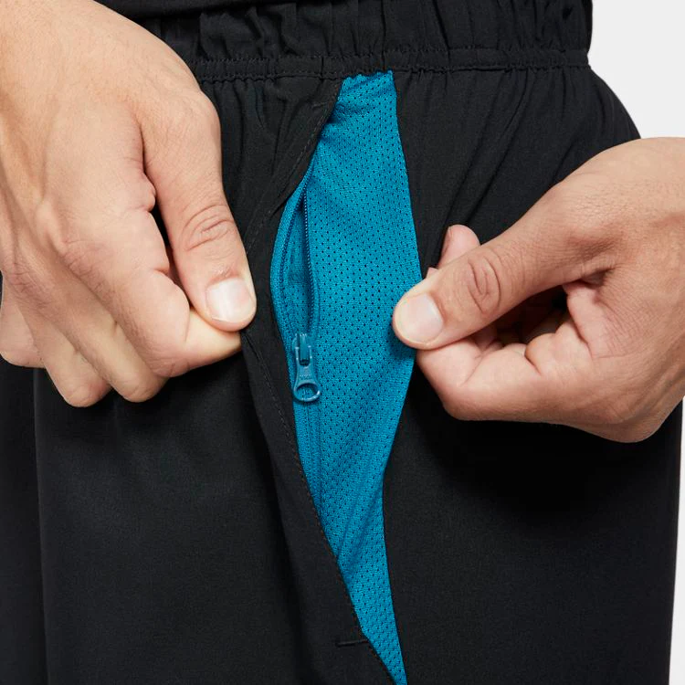 NIKE SPORT CLASH SHORTS - Image 5