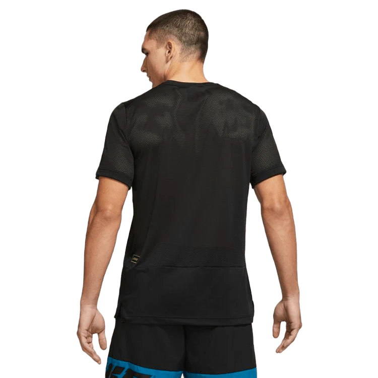 NIKE SPORT CLASH T-SHIRT - Image 2