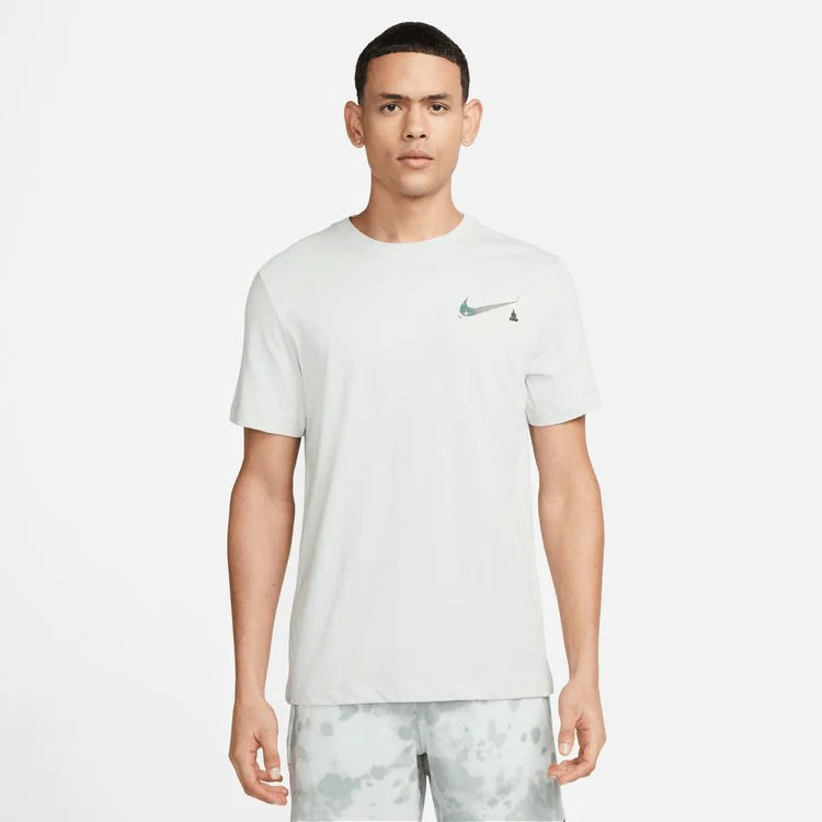 NIKE YOGA T-SHIRT