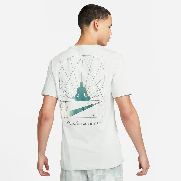 NIKE YOGA T-SHIRT - Image 2