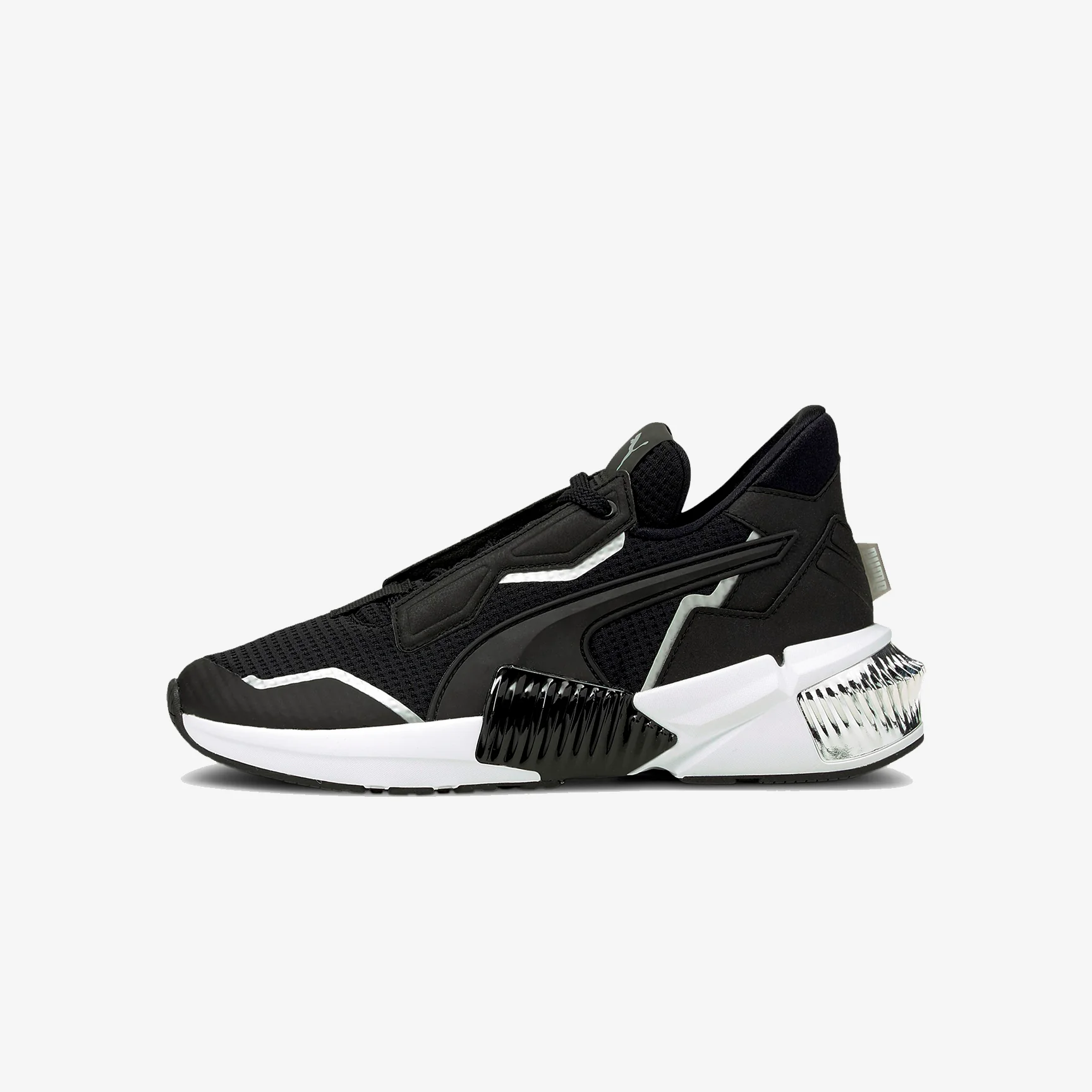 PUMA PROVOKE XT - WOMAN