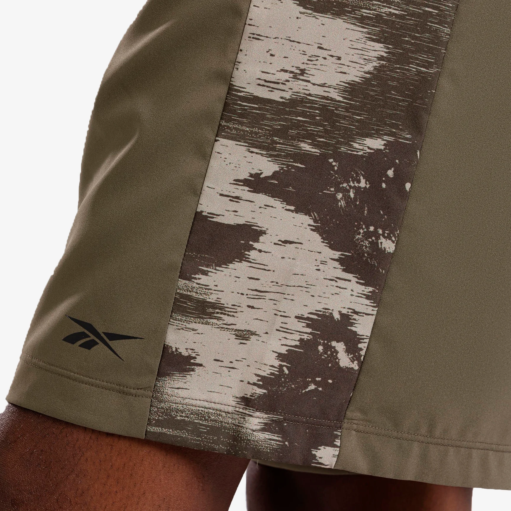 REEBOK TRAIN CAMO SHORTS - Image 4