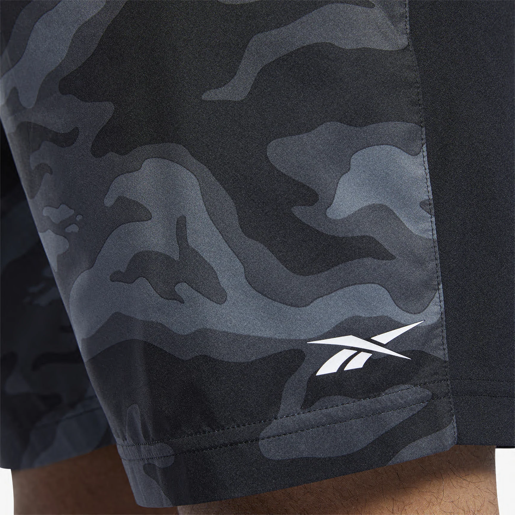 SHORT REEBOK COM PRINTED - Image 3