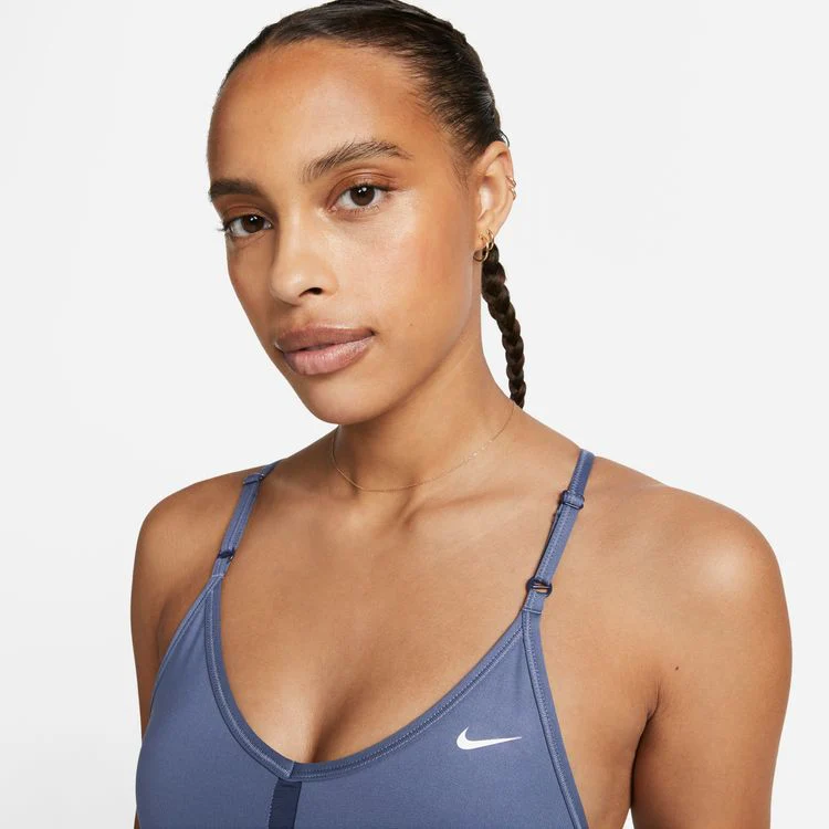 TOP NIKE DRI-FIT INDY - LOW IMPACT - Image 3