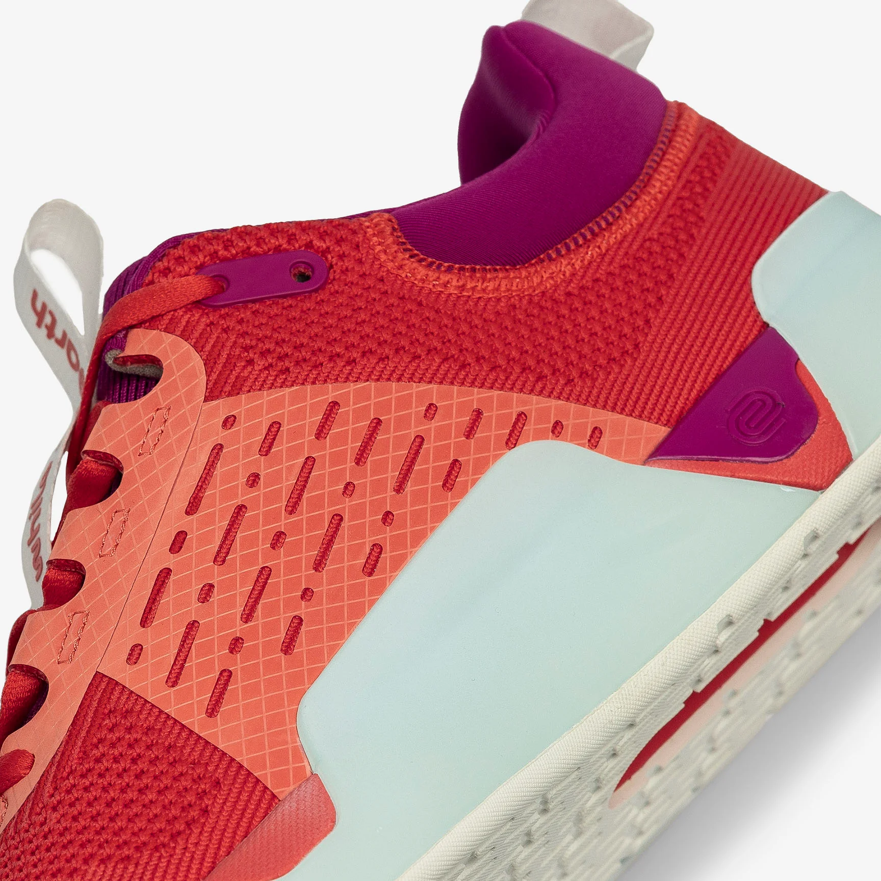WHILE ON EARTH MOVE TRAINER - Image 9